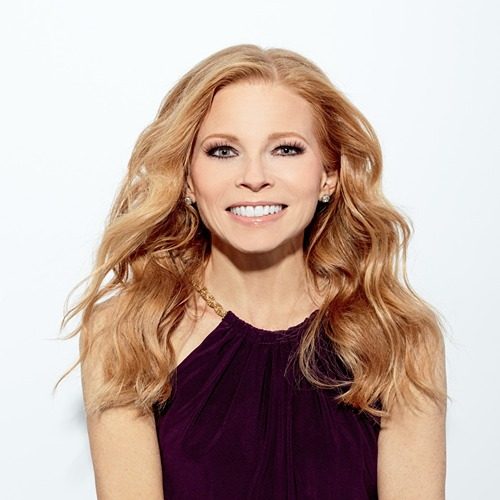 Amy_Online-2 - cropped2 - Amy Van Slambrook (1)